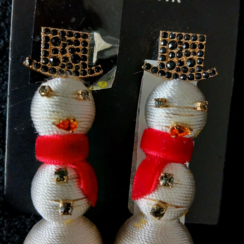 Elegant Snowman Earrings with Red Accents
